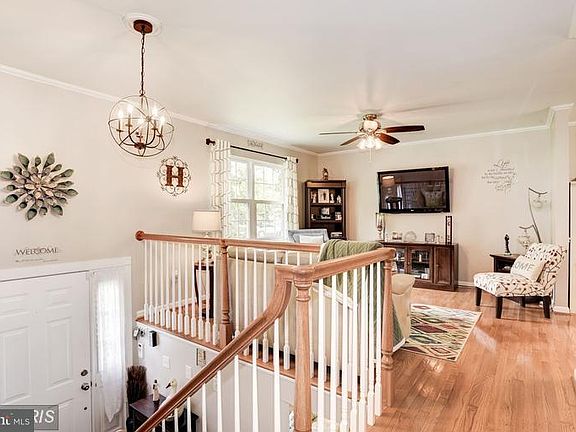 5th image of 2977 Fox Tail Ct