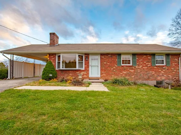 705 Holston Rd, Wytheville, VA 24382