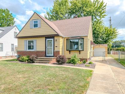 28914 Foxboro St, Eastlake, OH, 44095