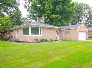 10003 Eureka Pkwy, Parma Heights, OH 44130