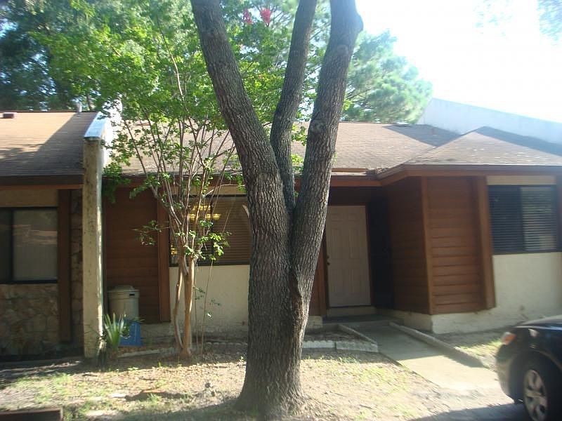 1st image of 525 Mansfield Dr