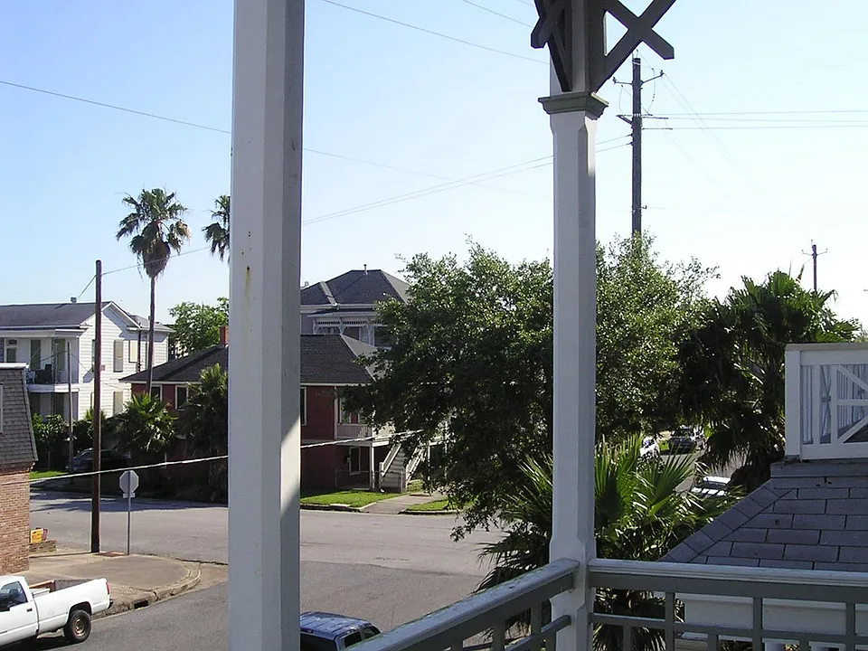 Front private balcony