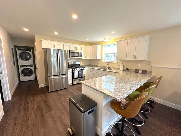 15 Melvin Ave #101 — Photo 8