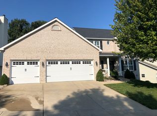 2844 Woodbridge Estates Dr, Saint Louis, MO 63129