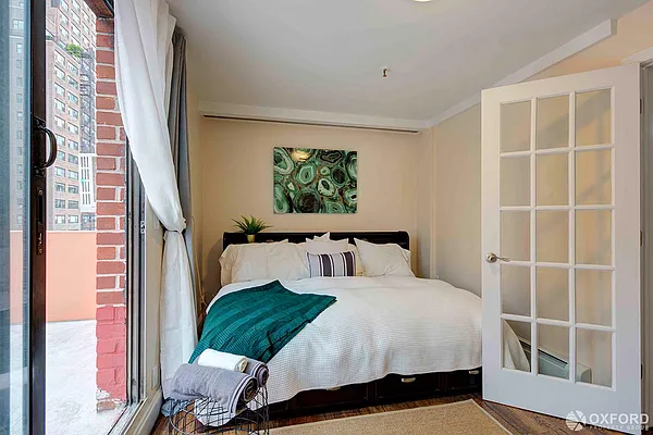 Rented by Oxford Property Group | media 28