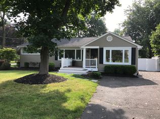 72 Ridgedale Ave, Florham Park, NJ 07932