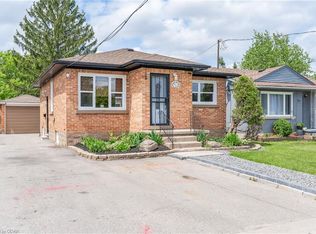 465 Highland Rd E, Kitchener, ON N2M3W8