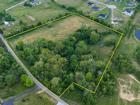 752 Noah Bledsoe Rd, Smiths Grove, KY 42171