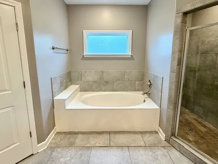 4412 Davall Cir — Photo 8