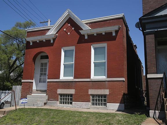 3rd image of 3471 Montana St