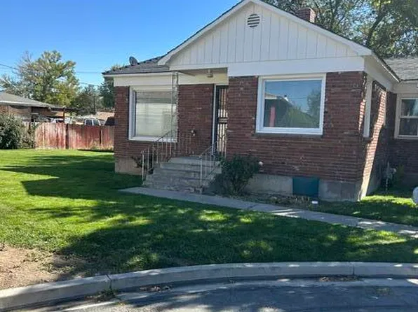 4 Strobel Way, Sparks, NV 89431