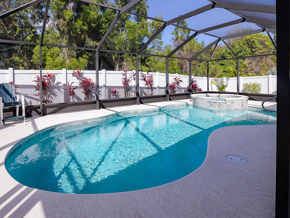 Home For Sale In Winter Lakes