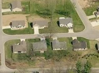 30390 Stone Edge Dr, Elkhart, IN 46514