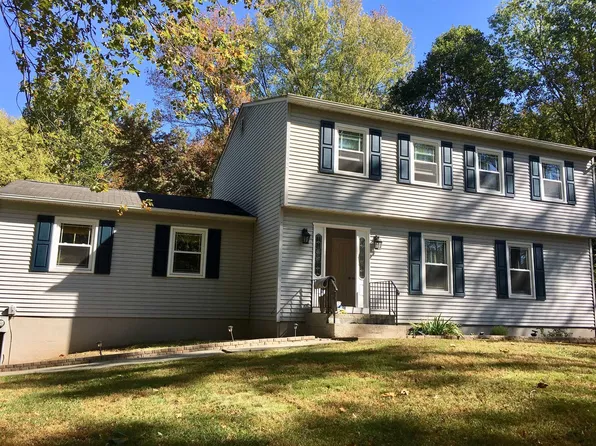 63 Stormville Rd, Hopewell Junction, NY 12533