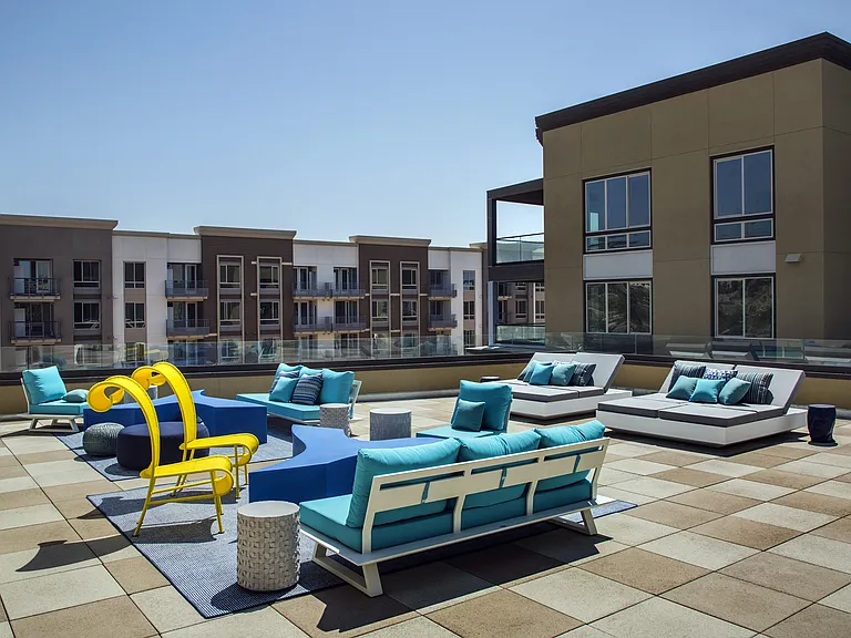 Purl Apartments — Photo 10