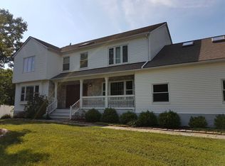 4 Ash Ct, Poughkeepsie, NY 12603