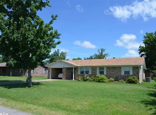 1911 Pineview Cir, Mena, AR 71953