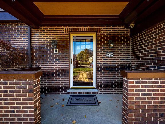4th image of 5699 Breezewood Dr