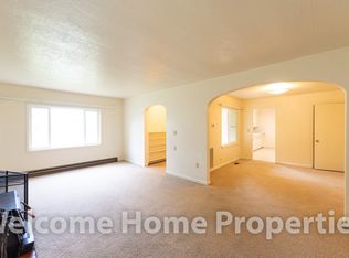 44 NE Ash Ave, College Place, WA 99324