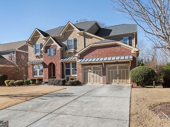3rd image of 804 Morganton Dr
