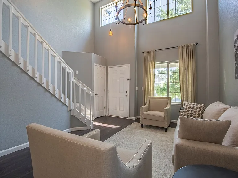1275 S Boyero Ct — Photo 7