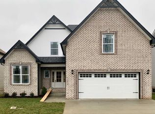 1584 Ellie Piper Cir, Clarksville, TN 37043