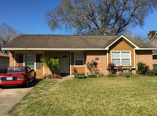 3318 Prudence Dr, Houston, TX 77045