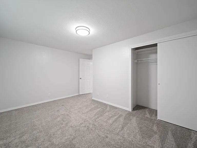 4323 Glen Terra Dr SE — Photo 21
