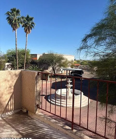 2284 W Paseo Cielo — Photo 3