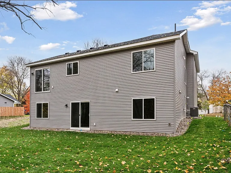 10509 Sumter Ave N — Photo 30