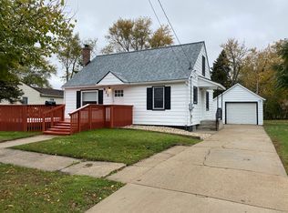 811 W Washington St, Harvard, IL 60033