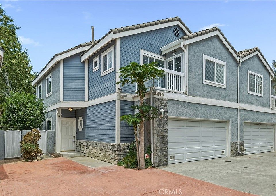 1st image of 2455 Oneida St #A
