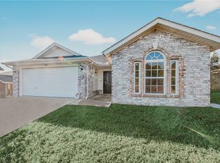 1071 Bliss St, Bentonville, AR 72719