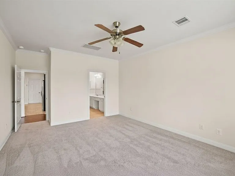 2354 Waterford Park St — Photo 11