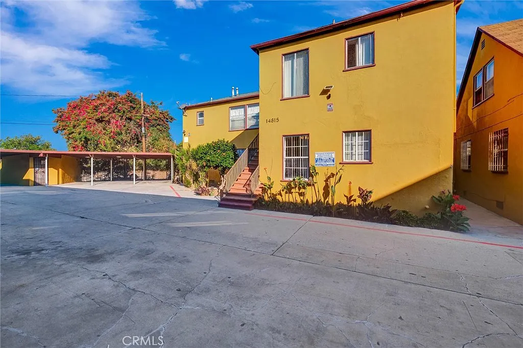 1 bed, 700 sqft, $1,850 — Photo 3