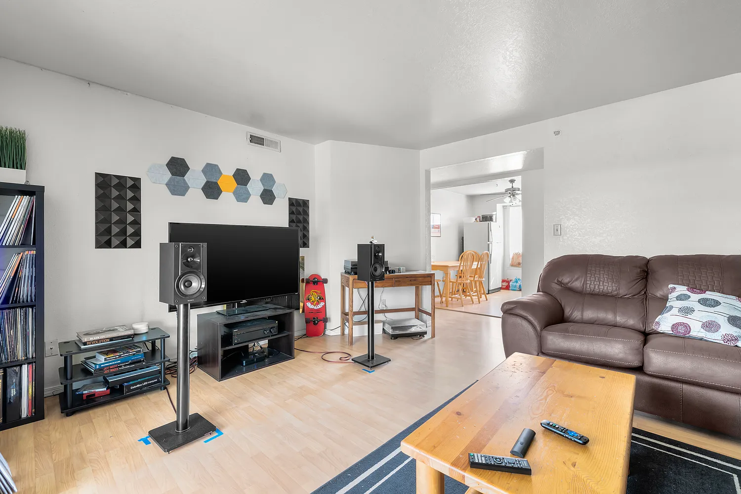 4 bed, 1408 sqft, $465 — Photo 3