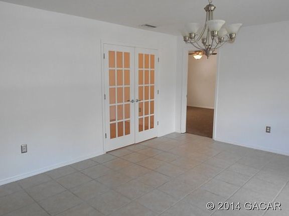 4th image of 6652 NW 35th Dr