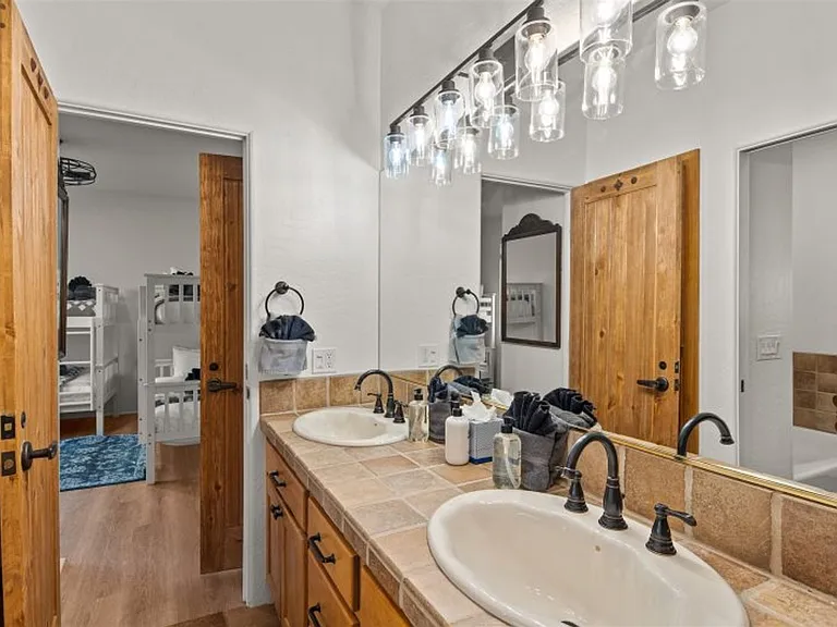 60 Painted Canyon Dr — Photo 24