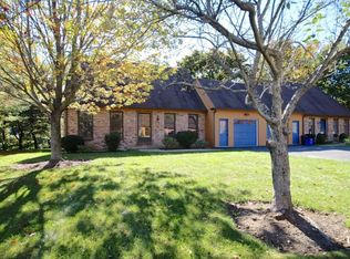 4 Coachlight Ln #4, Portland, ME 04102