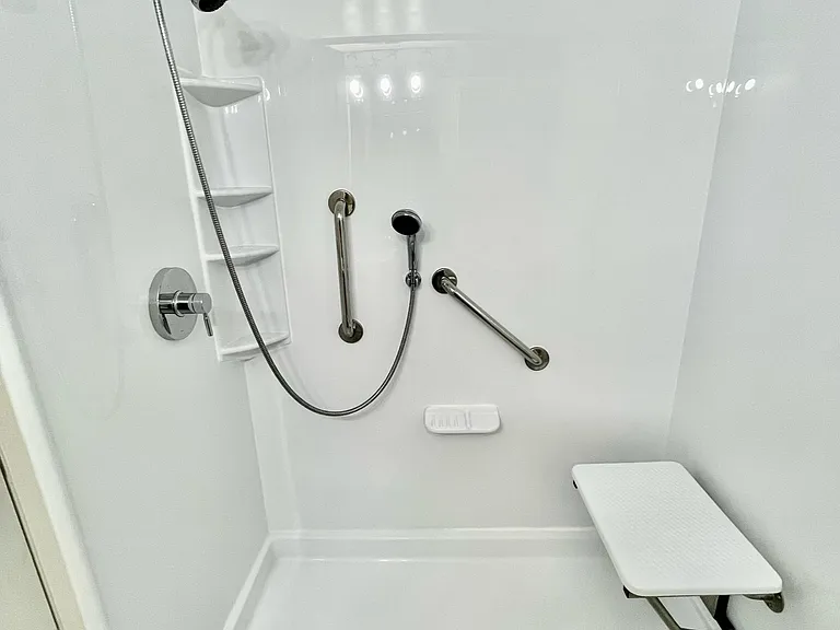 5709 Kendall Ct — Photo 11