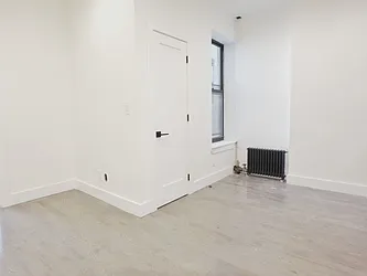 Rented by MAC Realty NY