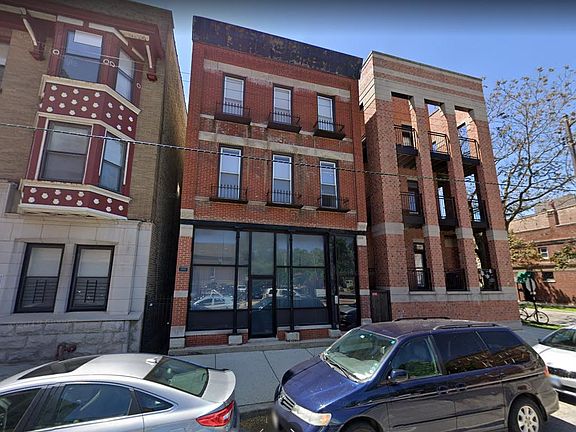 3rd image of 2452 N Southport Ave #1