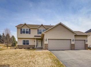 6411 Hedgecroft Ave S, Cottage Grove, MN 55016