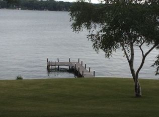 N30W28771 W Lakeside Dr, Town Of Delafield, WI 53072
