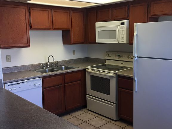 3rd image of 1120 Observation Dr APT 202