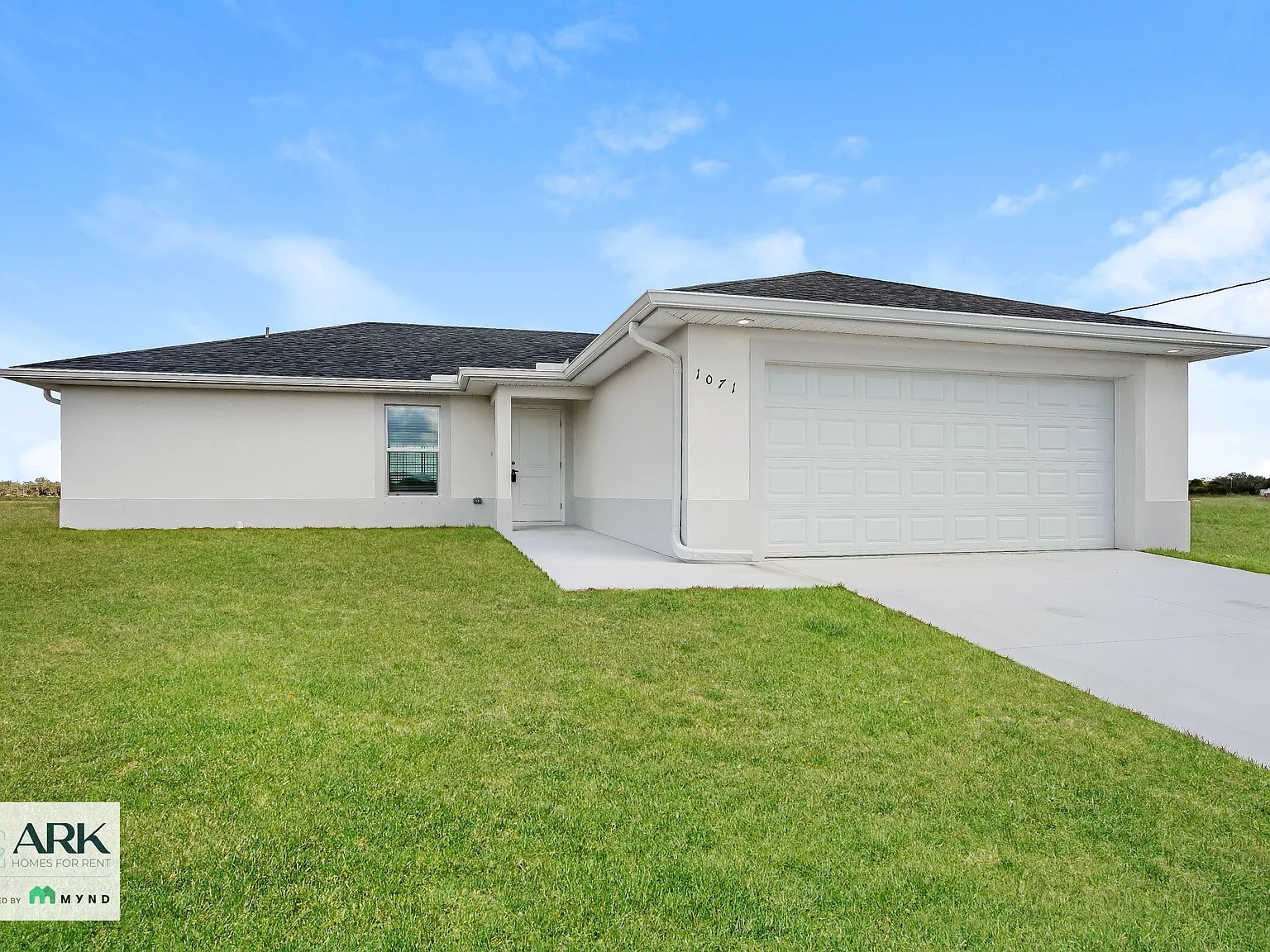 3 bed, 2.0 bath, 1320 sqft, $1,865 — Photo 1