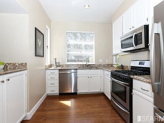 3rd image of 1702 Fell St