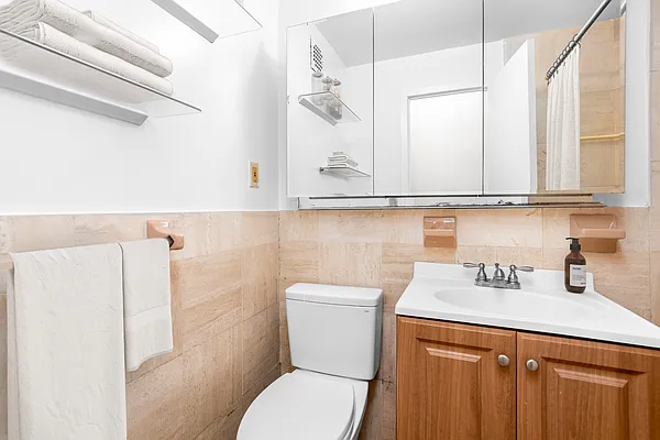 Rented by Platinum Properties | media 7