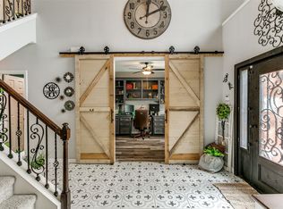 5209 Rainier Rd, Fort Worth, TX 76137