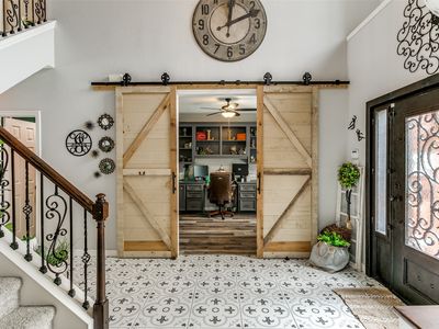 5209 Rainier Rd, Fort Worth, TX, 76137